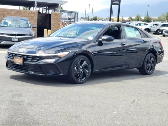 New 2026 Hyundai Elantra Sport FWD image 2