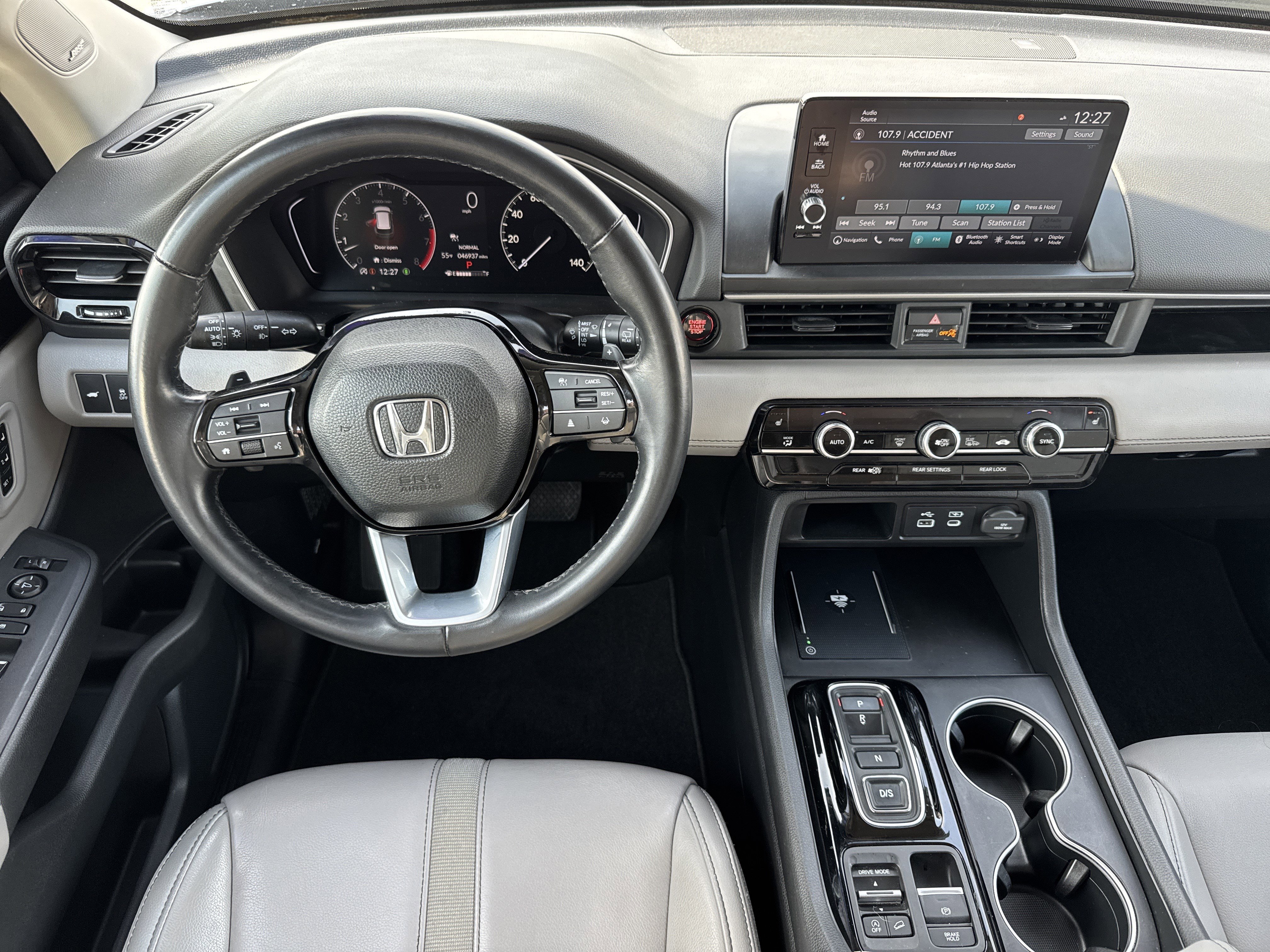 Used 2024 Honda Pilot Touring image 17