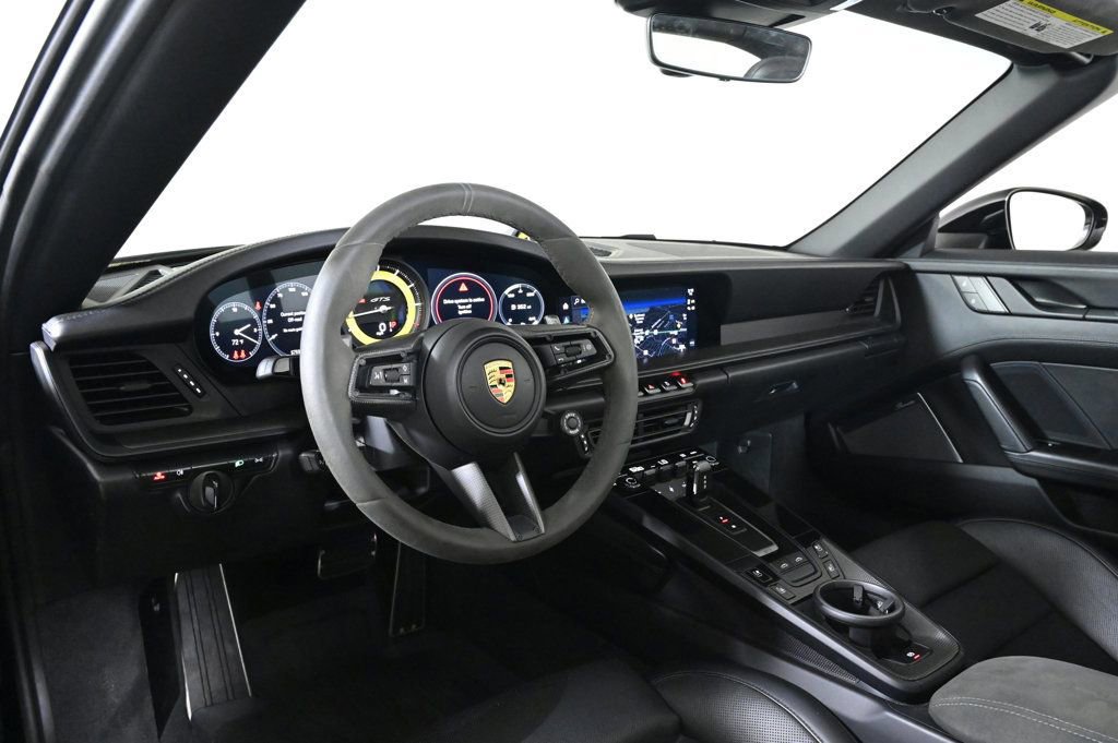 Certified 2023 Porsche 911 Targa 4 GTS image 11