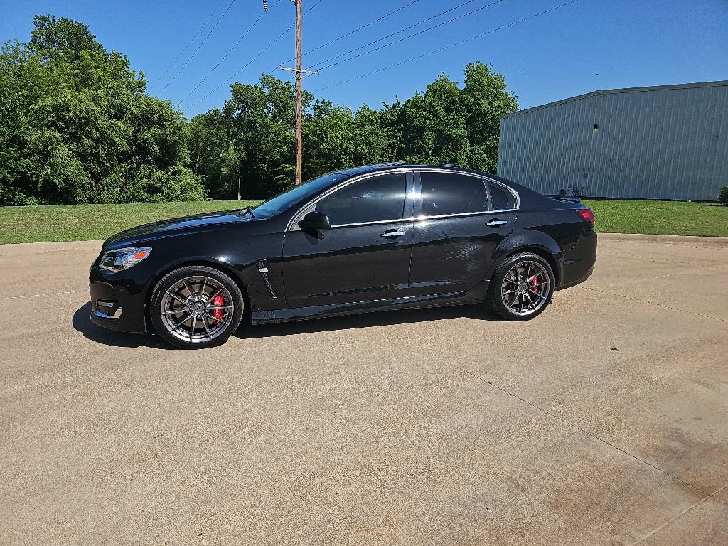Used 2017 Chevrolet SS RWD image 2