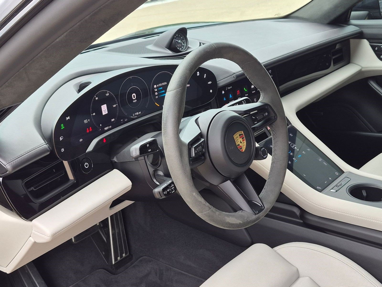 Certified 2023 Porsche Taycan GTS AWD/4WD image 5