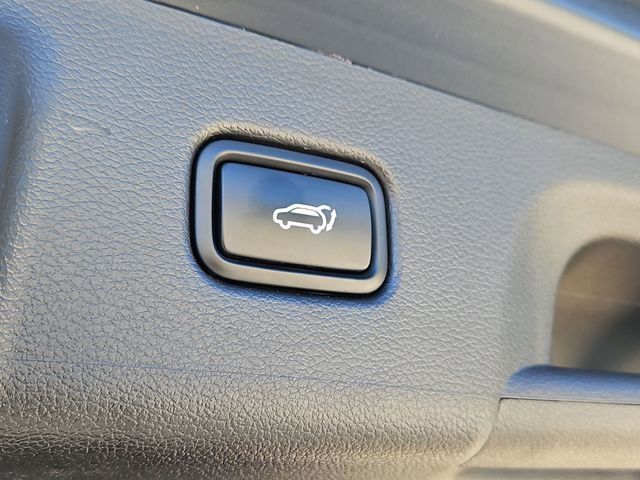 Used 2023 Hyundai Palisade Limited w/ Cargo Package image 30
