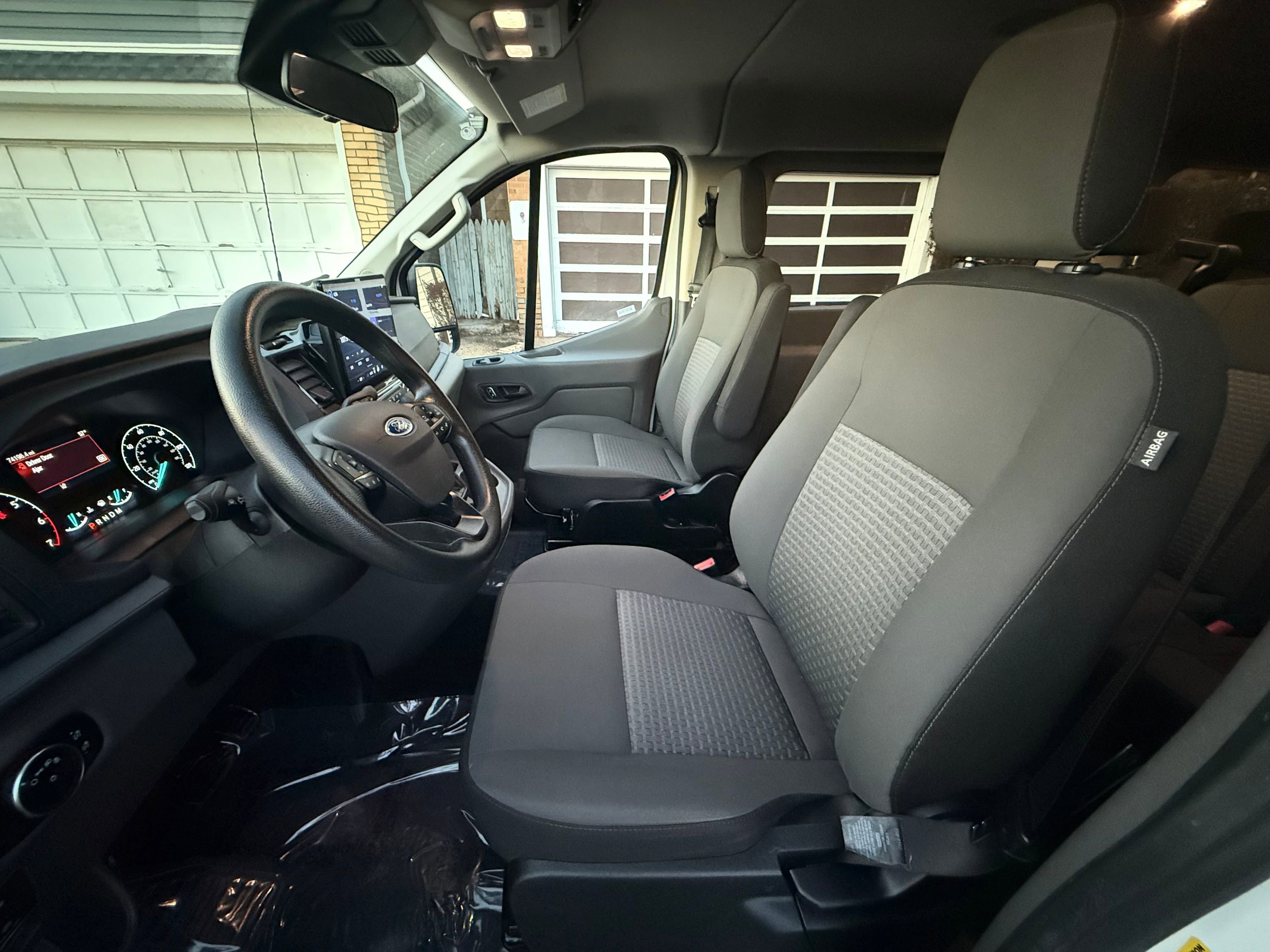 Used 2023 Ford Transit 350 XLT RWD image 18