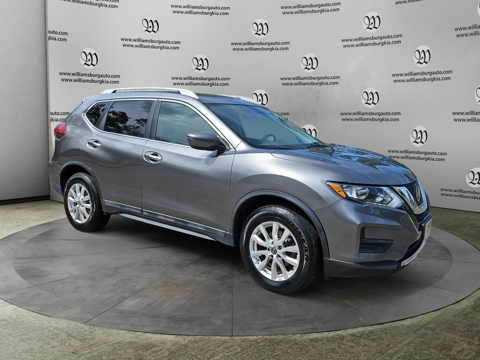 Used 2018 Nissan Rogue SV AWD/4WD image 7