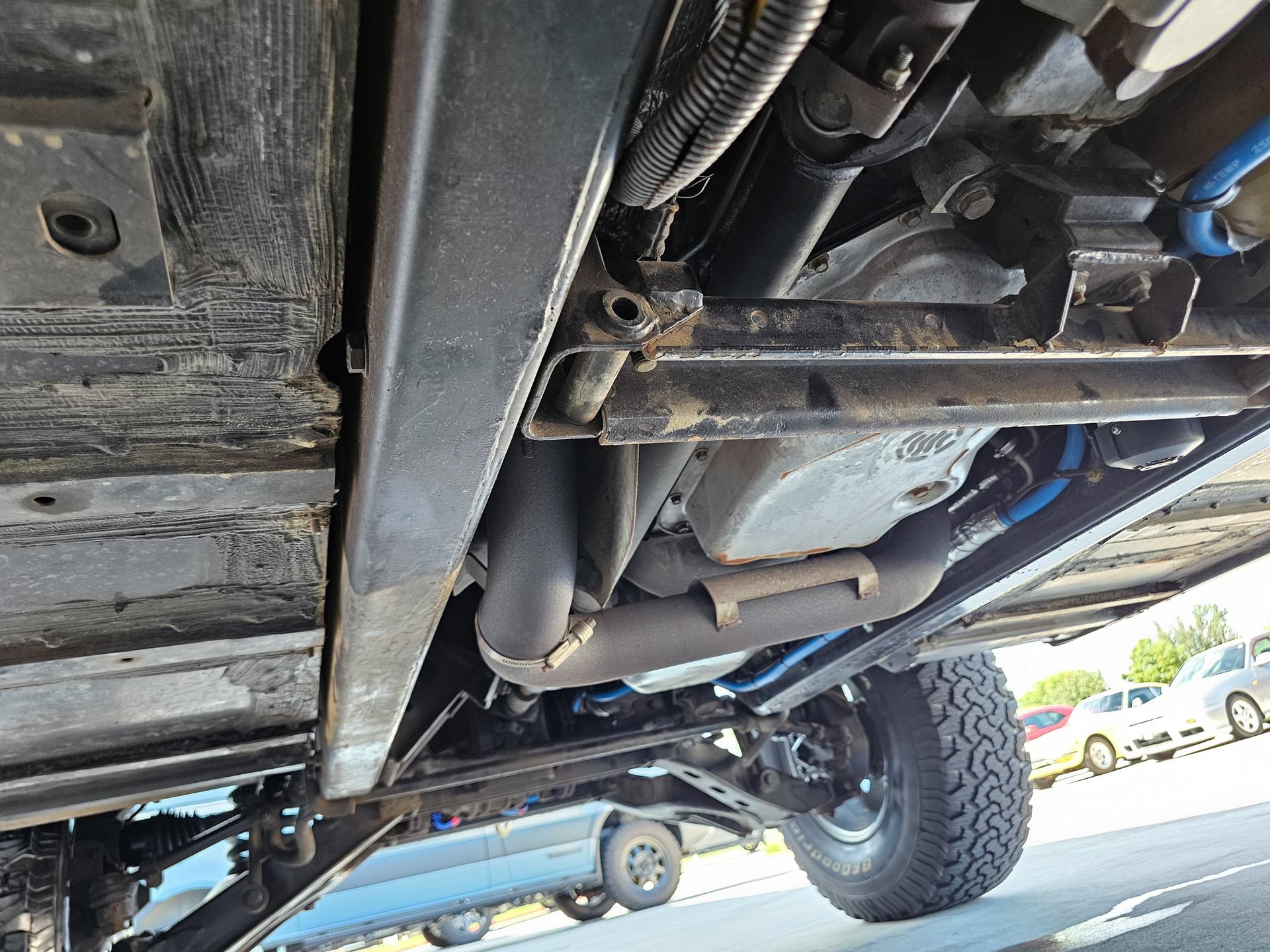 Used 1998 HUMMER H1 4-Door Open Top AWD/4WD image 75