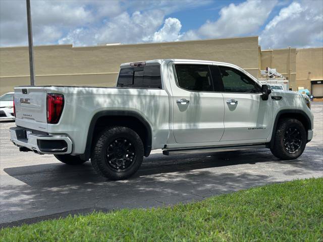 Used 2021 GMC Sierra 1500 Denali w/ Denali Ultimate Package AWD/4WD image 7