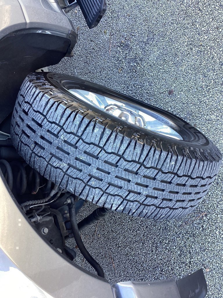 Used 2022 Ford F250 Platinum w/ FX4 Off-Road Package image 17