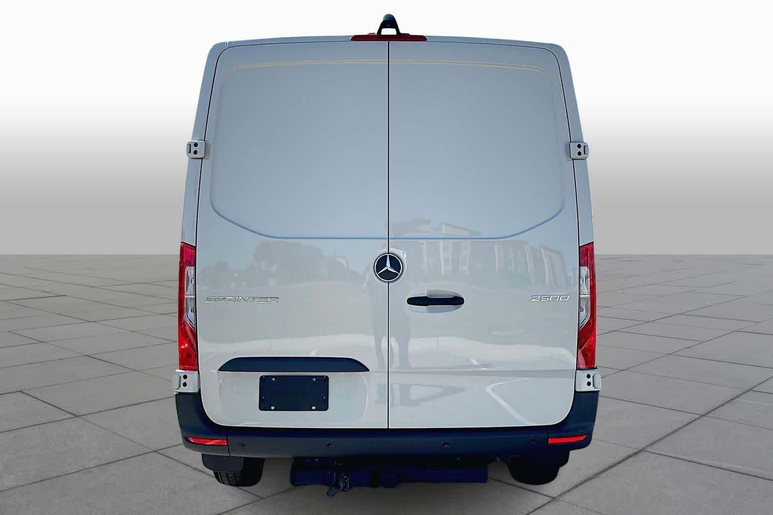 New 2025 Mercedes-Benz Sprinter 2500 image 4