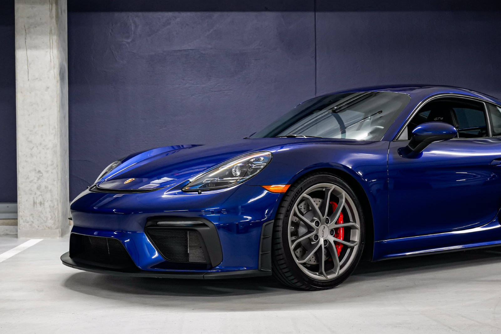 Used 2020 Porsche 718 Cayman GT4 RWD image 25