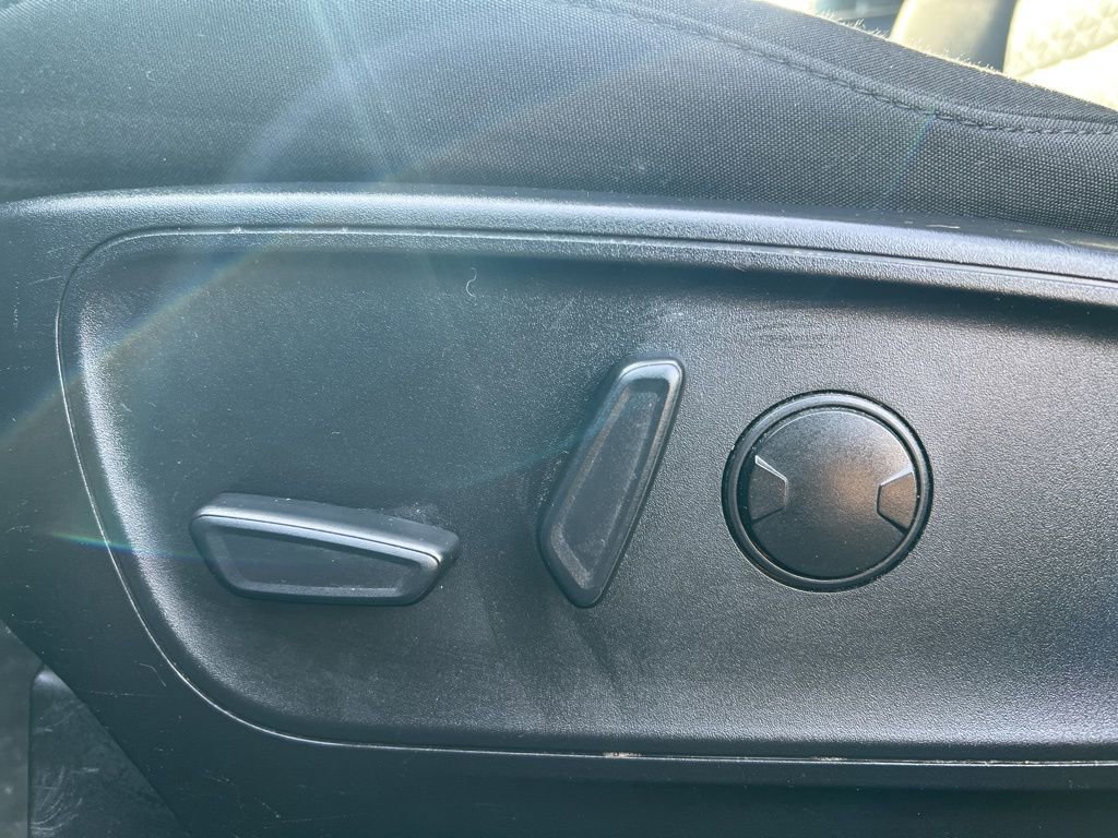 Used 2023 Ford Escape Active image 11