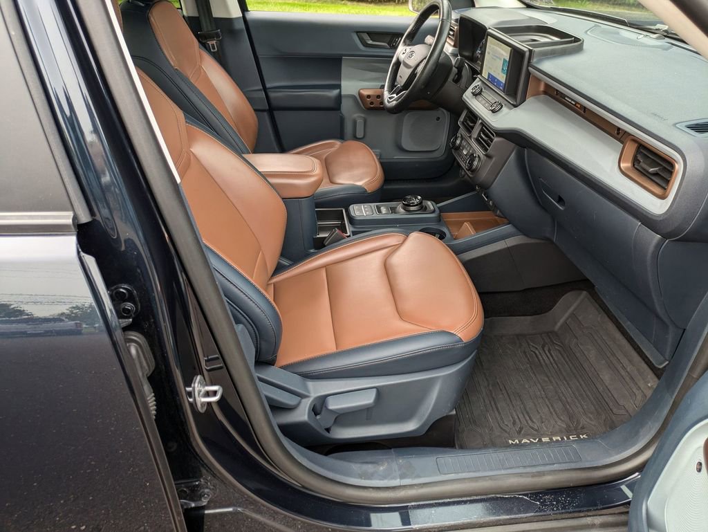 Used 2022 Ford Maverick Lariat w/ Lariat Luxury Package image 24