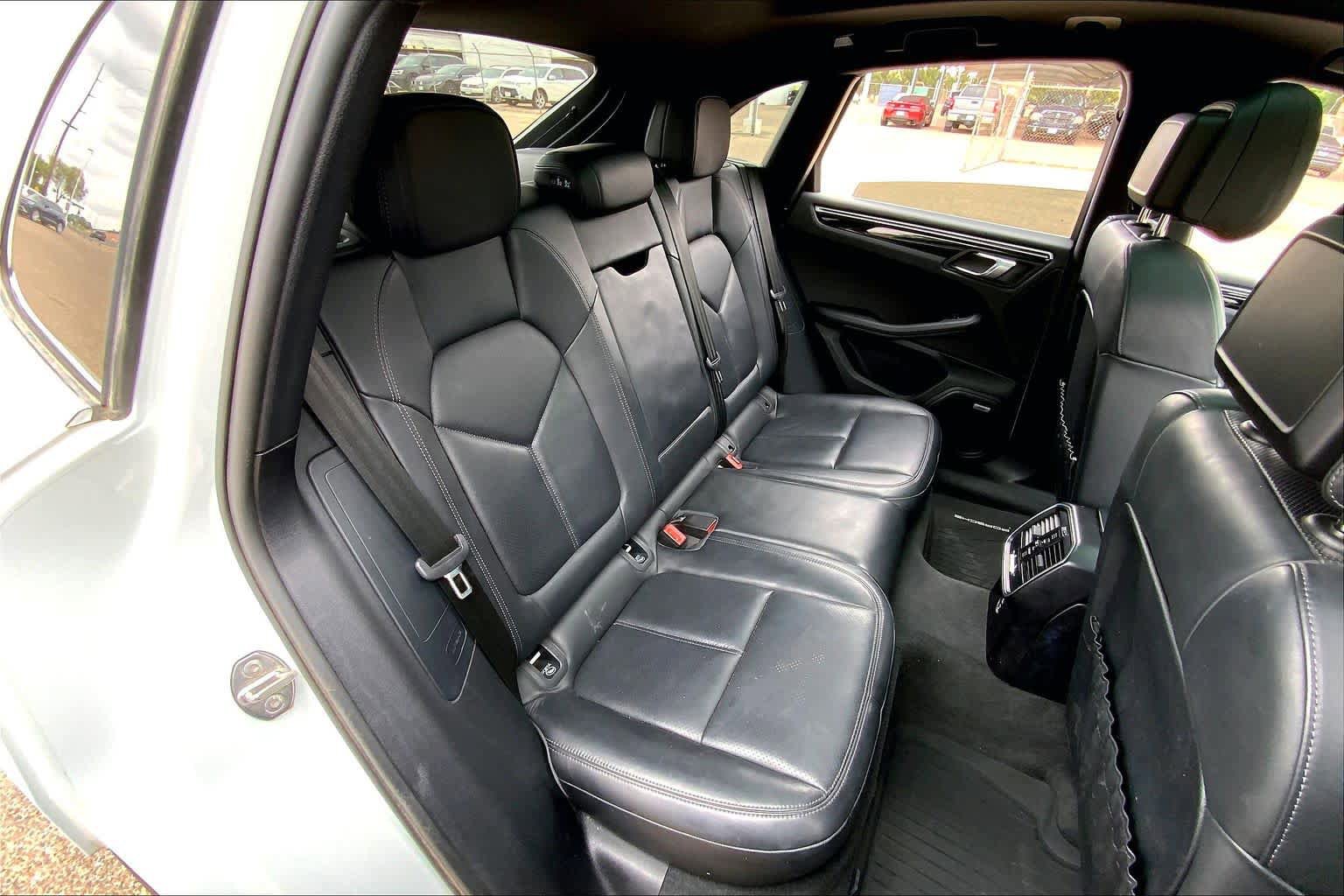 Used 2022 Porsche Macan S w/ Premium Package Plus AWD/4WD image 19