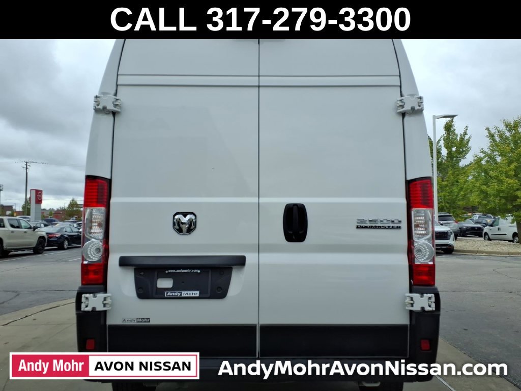 Used 2024 RAM ProMaster 2500 w/ Convenience Group FWD image 9