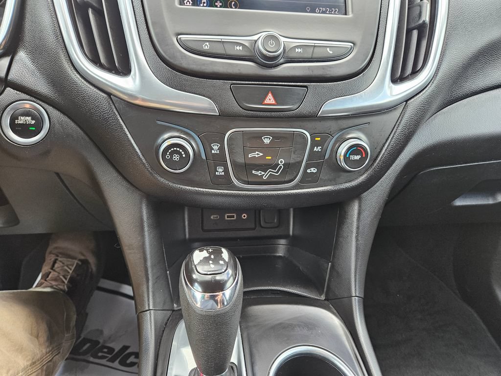 Used 2020 Chevrolet Equinox LT FWD image 15