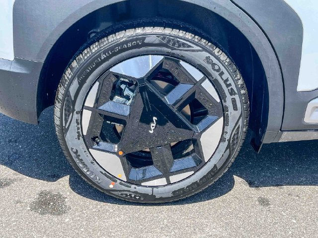 New 2027 Kia Seltos EX FWD image 16