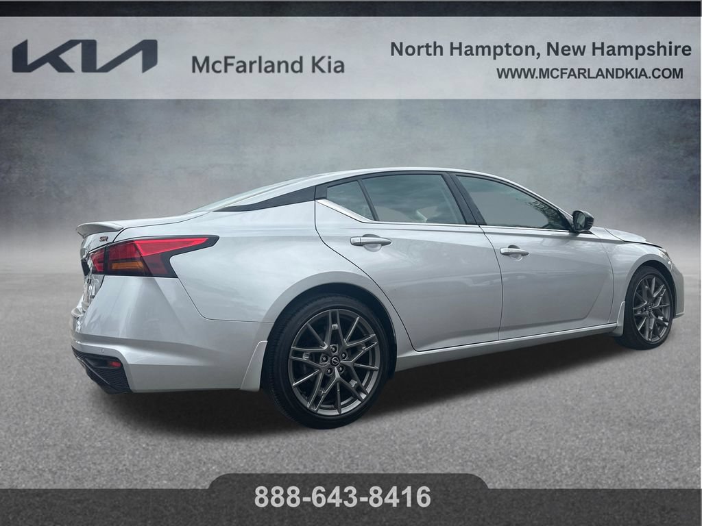 Used 2023 Nissan Altima 2.0 SR FWD image 6