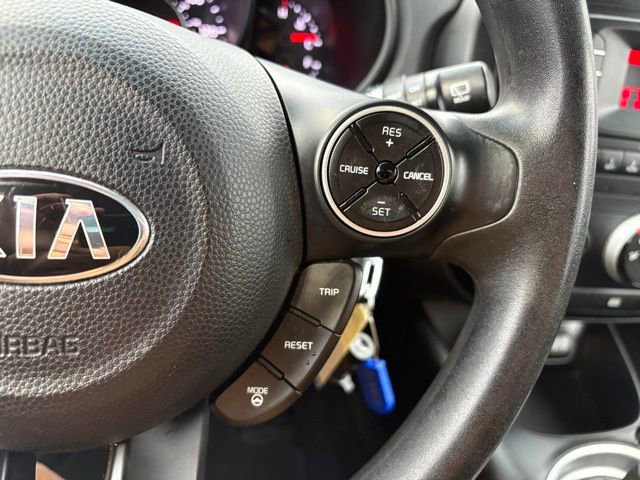 Used 2015 Kia Soul image 17