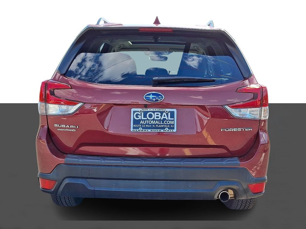 Used 2021 Subaru Forester Limited AWD/4WD image 6
