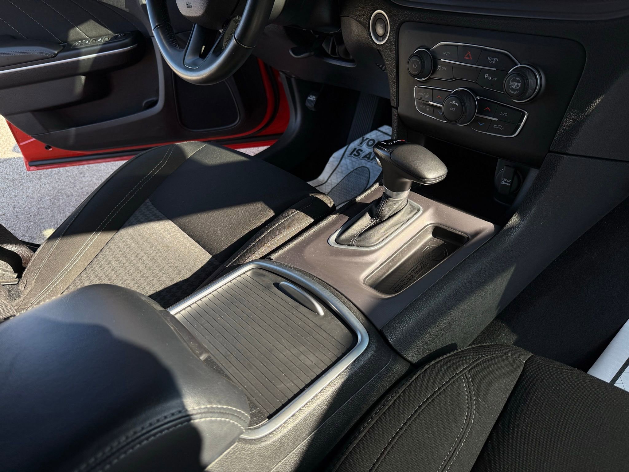 Used 2023 Dodge Charger SXT image 20