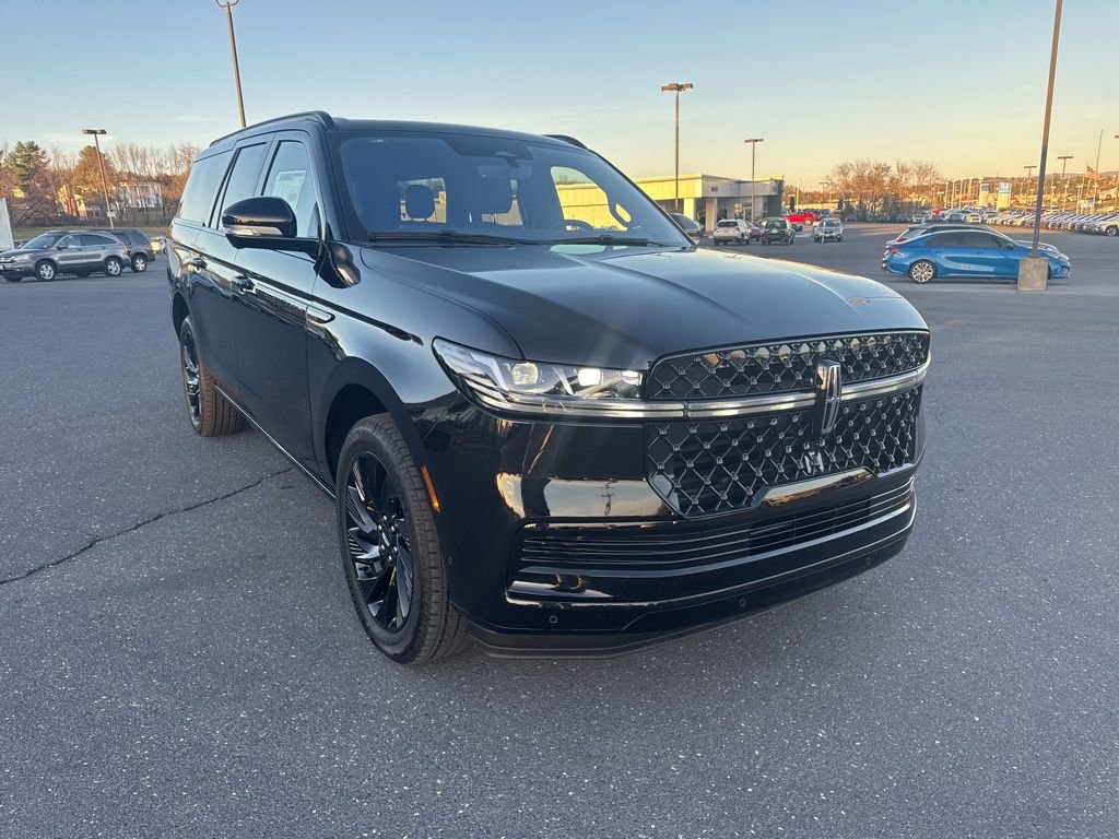 New 2025 Lincoln Navigator L Reserve w/ Jet Appearance Package image 7