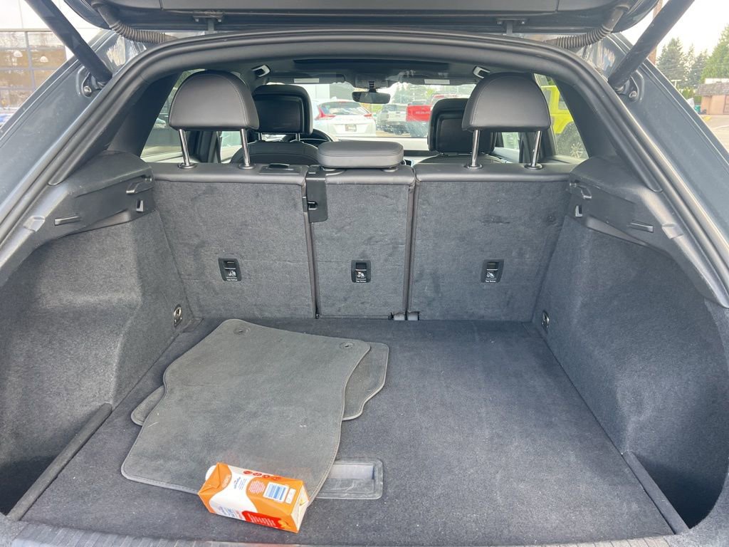 Used 2020 Audi Q3 2.0T Premium AWD/4WD image 8