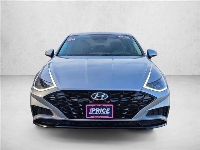 Certified 2023 Hyundai Sonata SEL w/ Convenience Package image 2