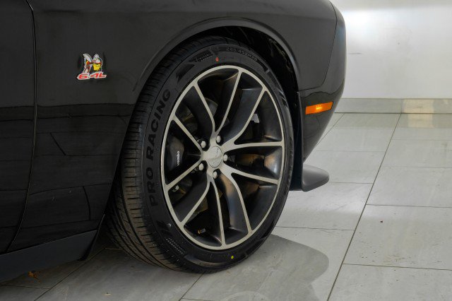 Used 2015 Dodge Challenger R/T Scat Pack RWD image 57