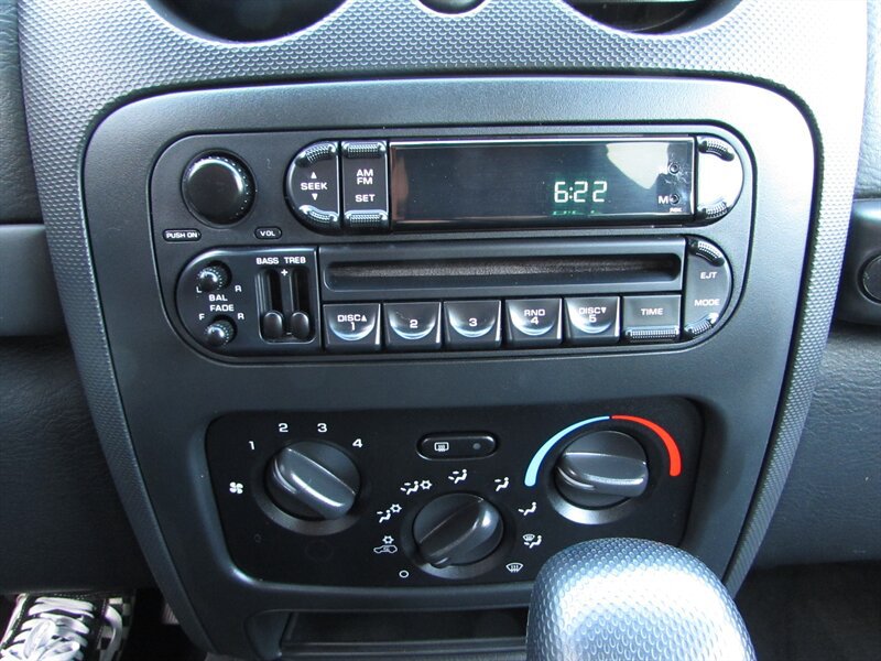 Used 2004 Jeep Liberty Sport w/ PWR Convenience Group AWD/4WD image 17
