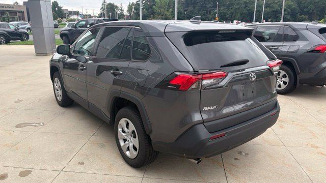 Used 2024 Toyota RAV4 LE AWD/4WD image 14