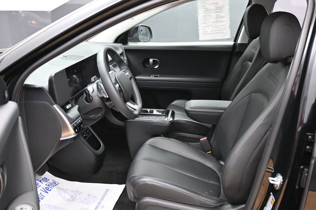 Used 2025 Hyundai Ioniq 5 SEL RWD image 17