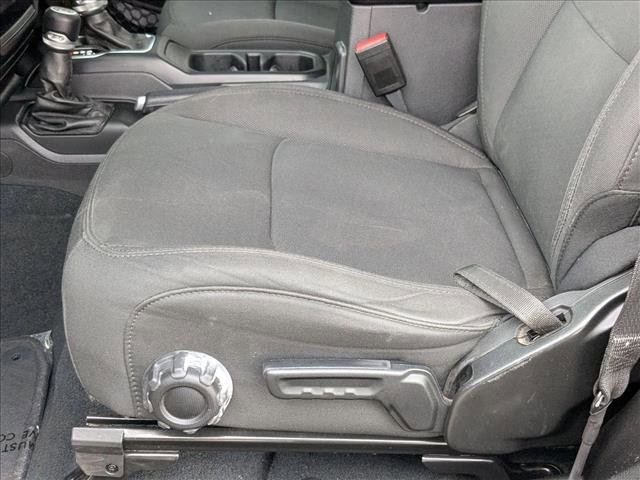 Used 2022 Jeep Wrangler Sport S image 15