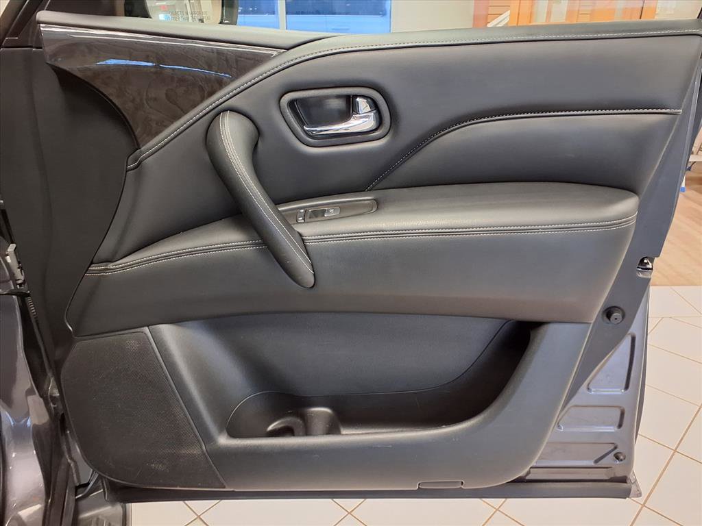 Used 2023 INFINITI QX80 Luxe w/ Cargo Package image 12