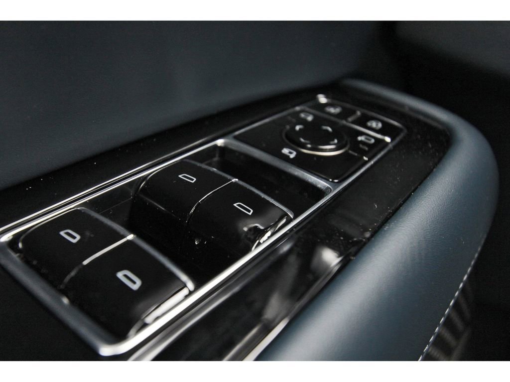 New 2025 Cadillac Escalade IQ Luxury 2 image 15