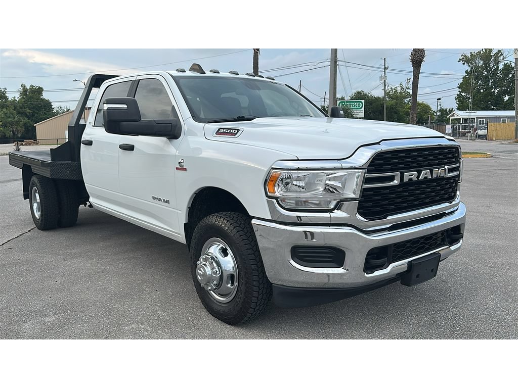 Used 2024 RAM 3500 SLT w/ Quick Order Package 2YG SLT AWD/4WD image 8