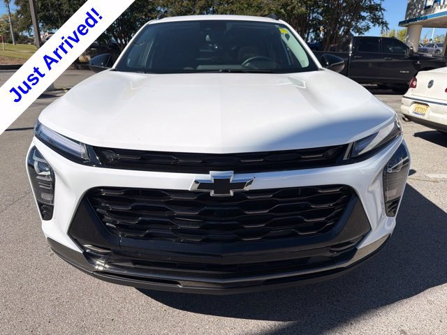 Used 2024 Chevrolet Trax ACTIV w/ Sunroof Package FWD image 8