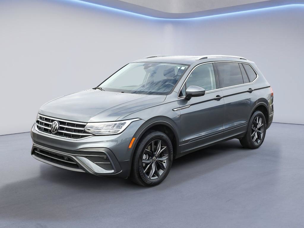 Used 2022 Volkswagen Tiguan SE AWD/4WD image 2