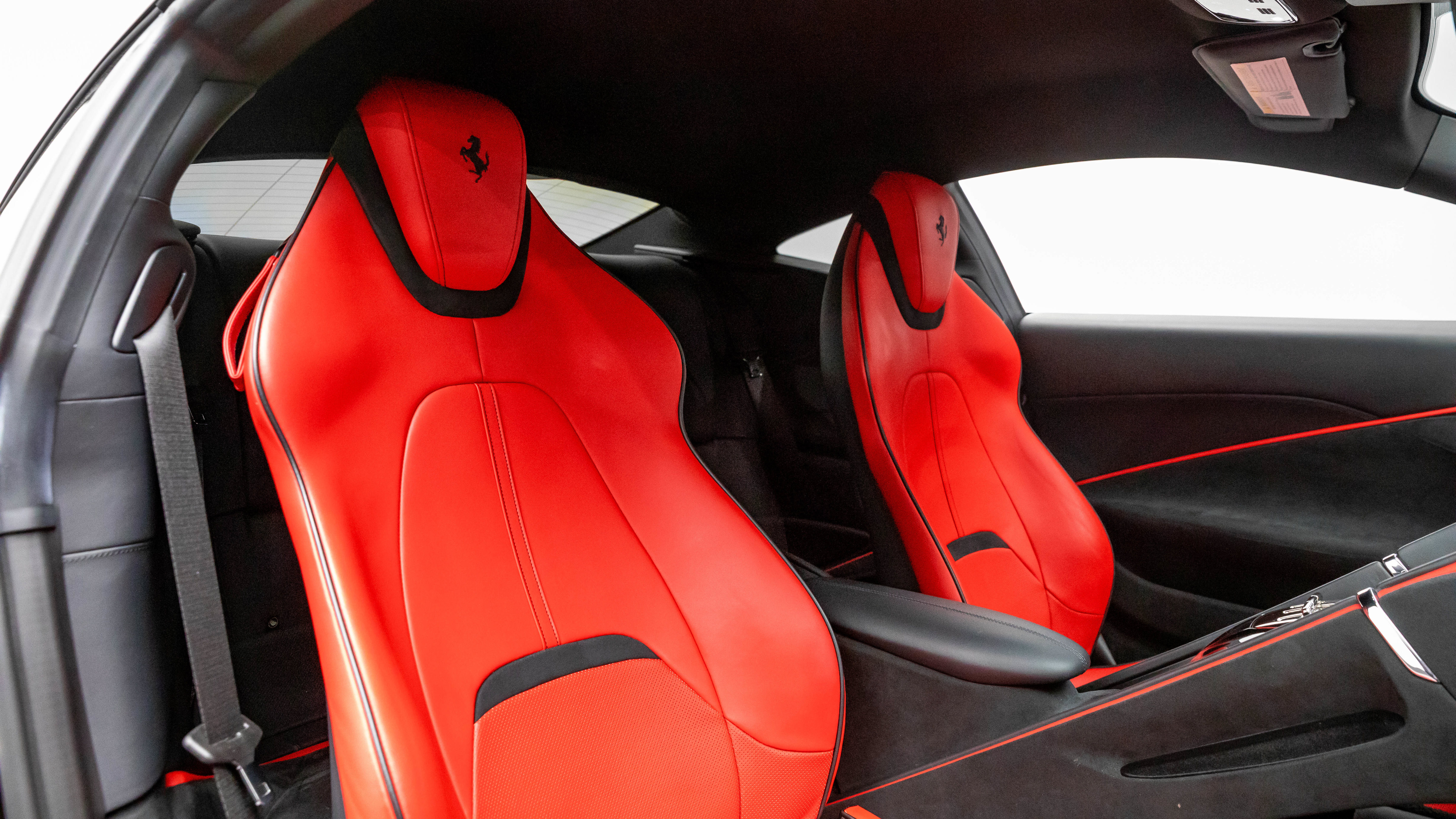 Certified 2022 Ferrari Roma RWD image 62