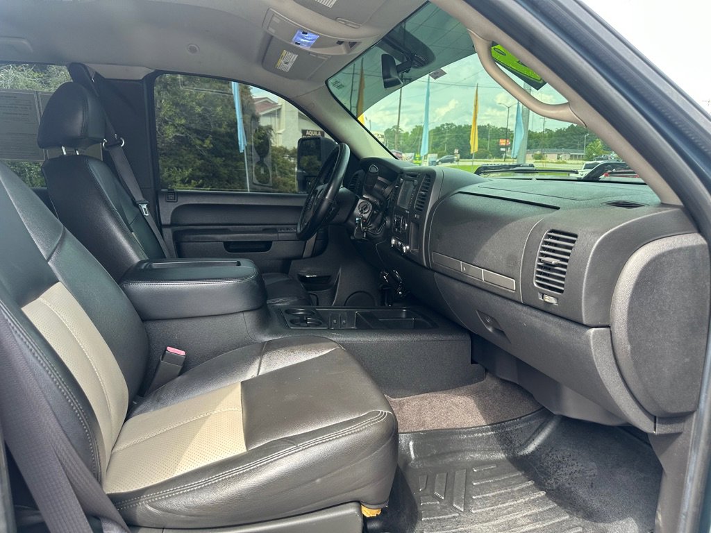 Used 2011 GMC Sierra 1500 SLE w/ Power Tech Package AWD/4WD image 19