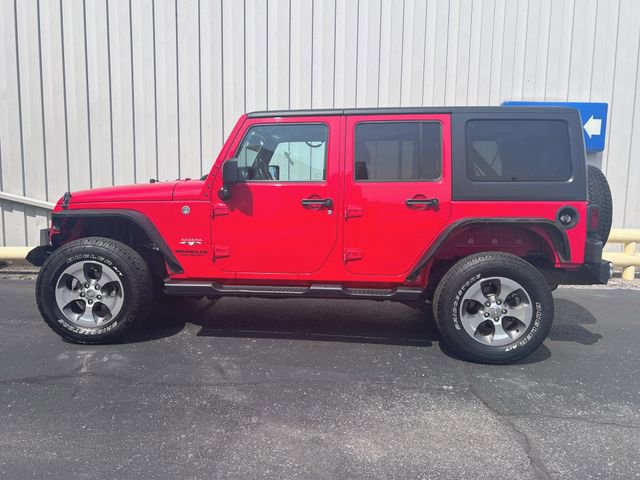 Used 2016 Jeep Wrangler Unlimited Sahara w/ Connectivity Group image 5