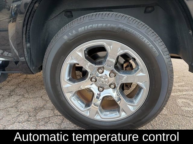 Used 2017 RAM 1500 Laramie w/ Convenience Group image 7