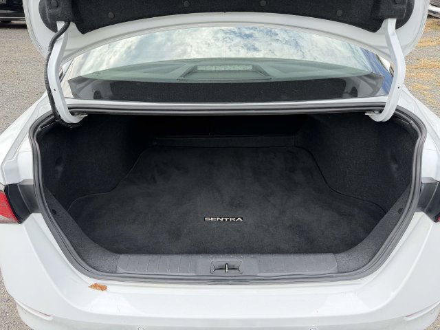 Used 2024 Nissan Sentra S FWD image 14