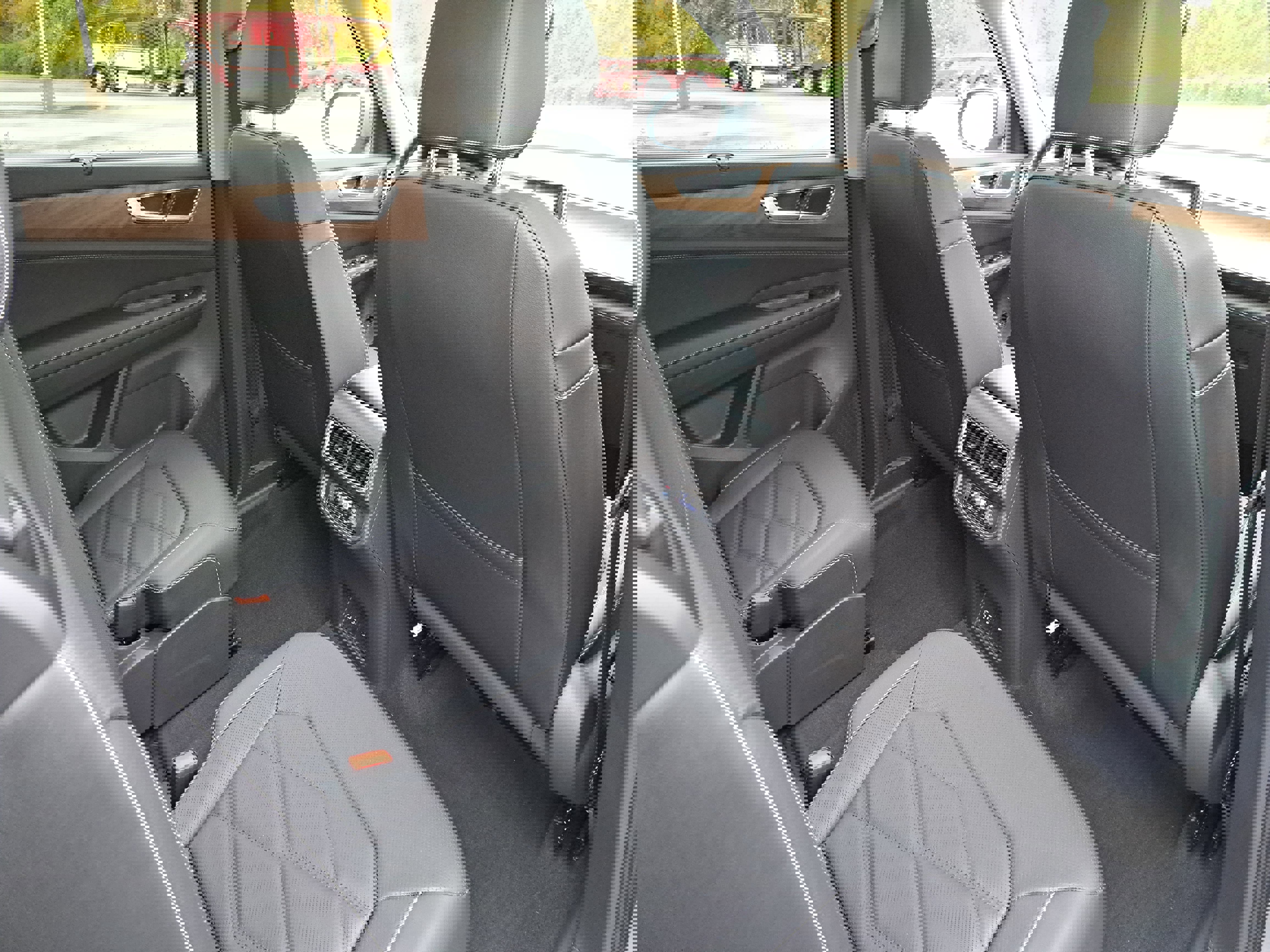 New 2026 Volkswagen Atlas SE image 11