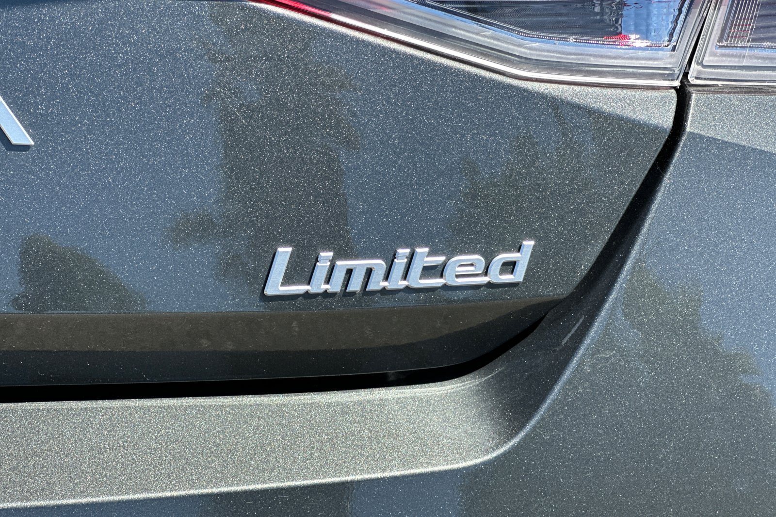 New 2026 Hyundai Elantra Limited FWD image 27