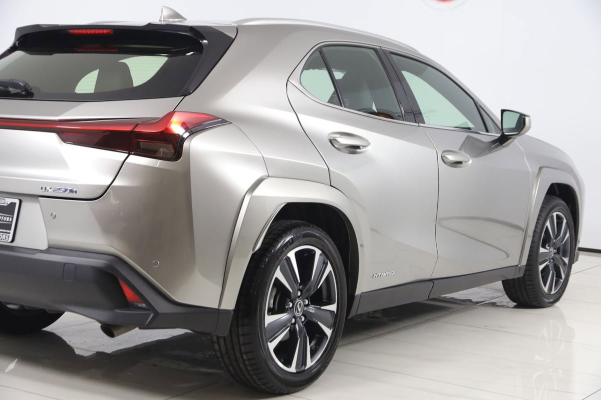 Used 2022 Lexus UX 250h w/ Premium Package AWD/4WD image 49
