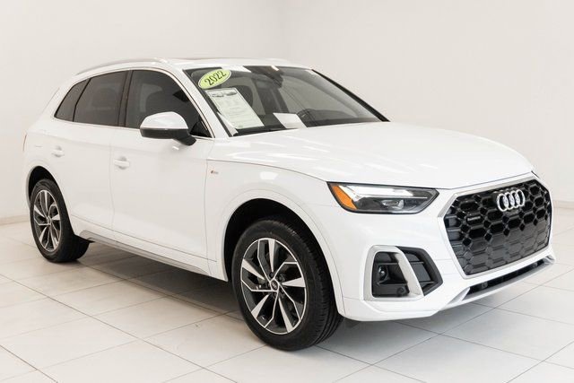 Used 2022 Audi Q5 2.0T Premium Plus image 8