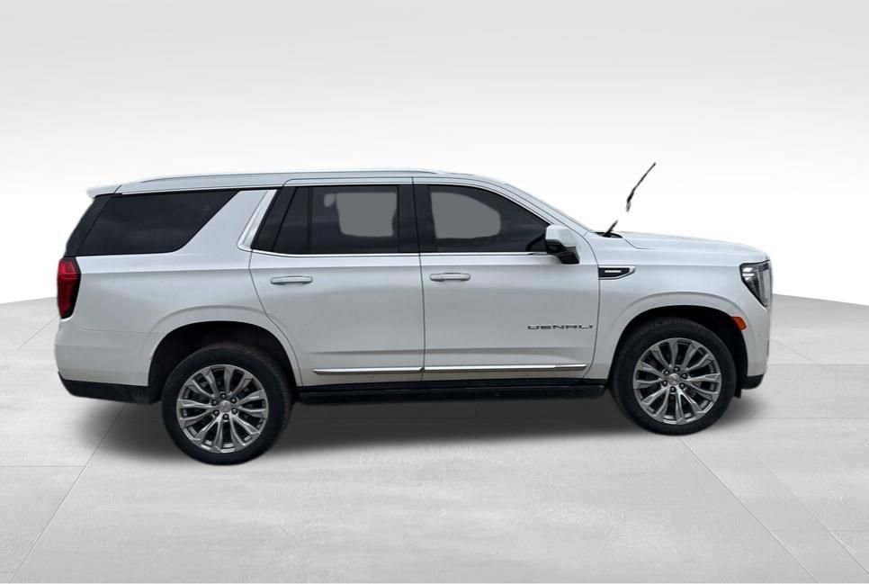 Used 2024 GMC Yukon Denali w/ Max Trailering Package image 4