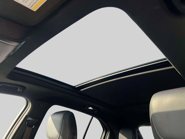 Used 2021 Cadillac XT4 Premium Luxury w/ Cold Weather Package image 24