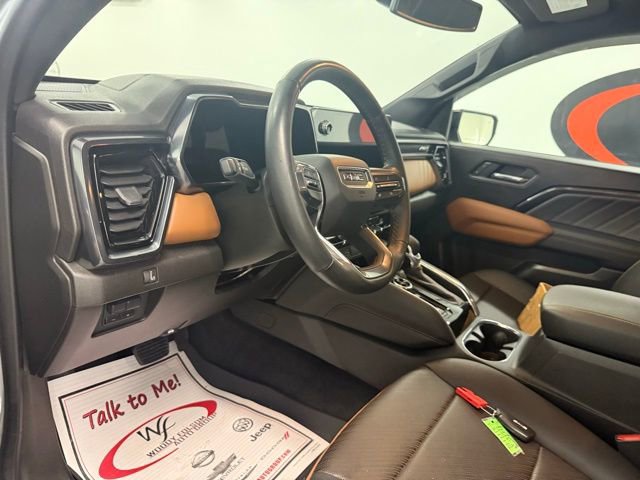 Used 2024 GMC Canyon AT4 w/ AT4 Premium Package image 12