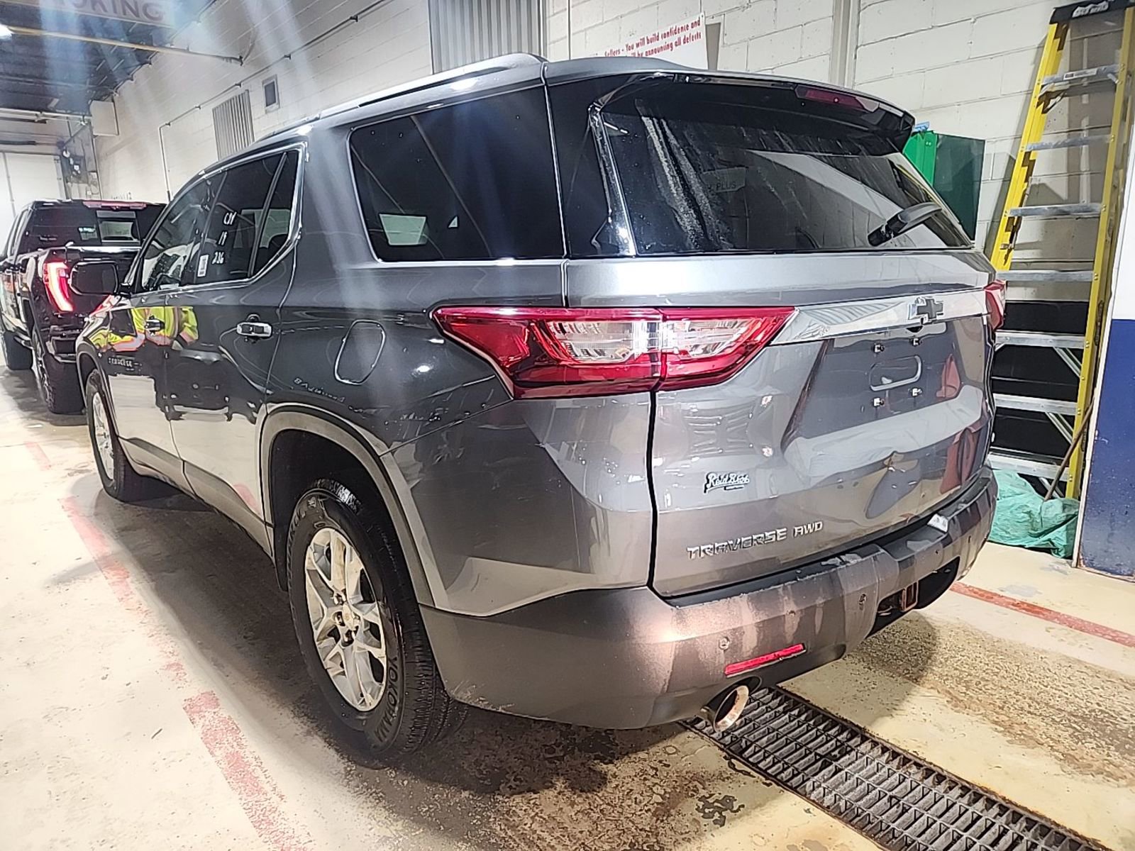 Used 2019 Chevrolet Traverse LT image 6