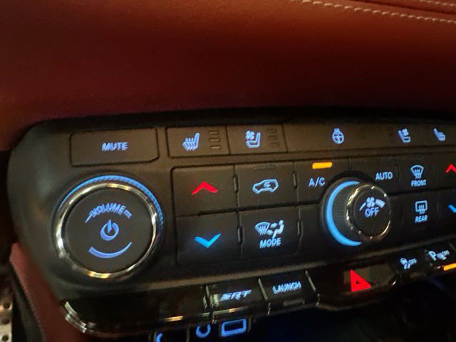 Used 2026 Dodge Durango SRT Hellcat w/ Premium Group AWD/4WD image 24